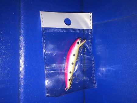/products/fishing-lure-pink-and-white-small-bill/